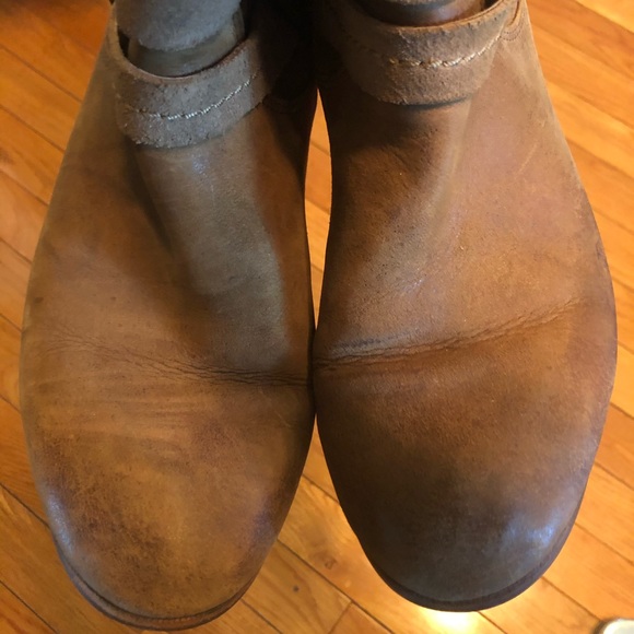Ugg Riding Boots - Picture 4 of 6